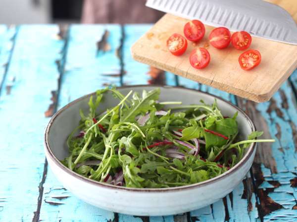 Keçi peynirli salata - Hazırlık adım 1