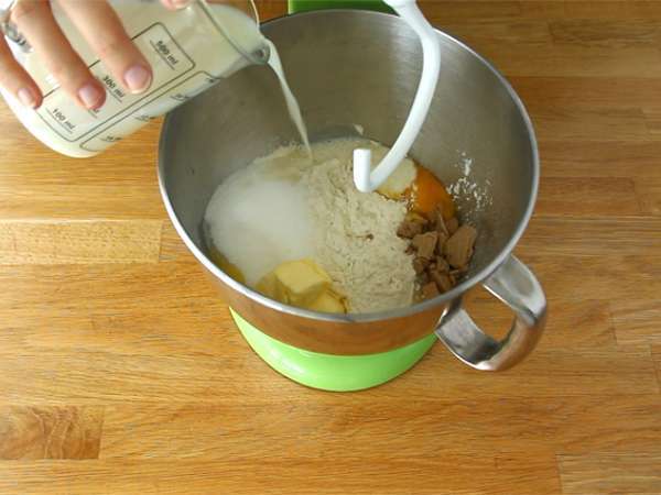 Nutellalı örgü çörekler - Hazırlık adım 1