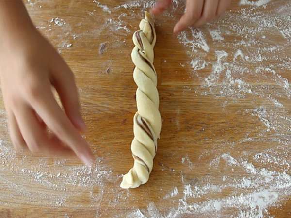 Nutellalı örgü çörekler - Hazırlık adım 4