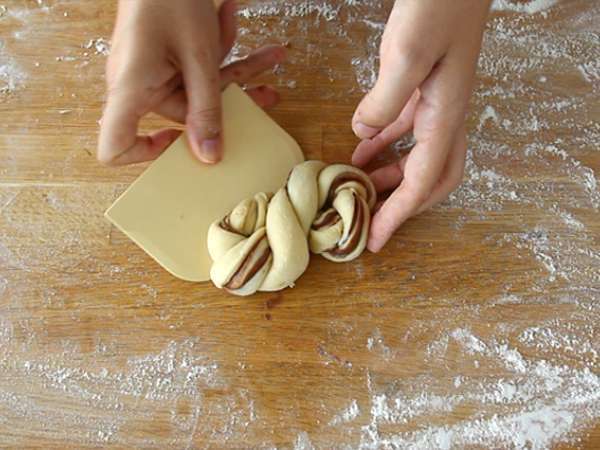 Nutellalı örgü çörekler - Hazırlık adım 5