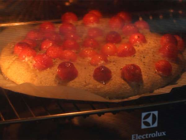Çeri domatesli focaccia - Hazırlık adım 5