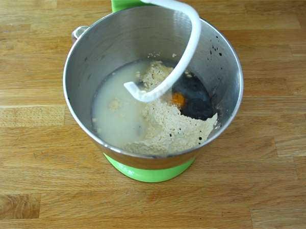 Siyah kalamar mürekkebi çörekleri - Hazırlık adım 1