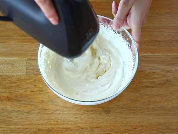 Ahududulu tiramisu kütüğü - Hazırlık adım 3