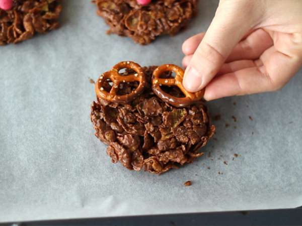 Pembe kum kekleri Noel ren geyiği - Hazırlık adım 3