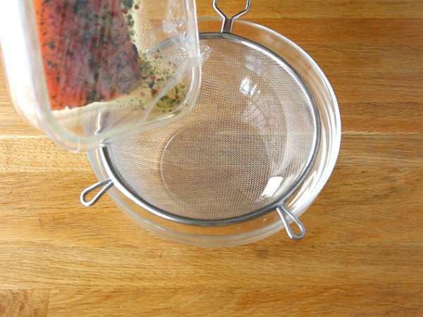 Gravlax, İsveç usulü marine edilmiş somon balığı - Hazırlık adım 3