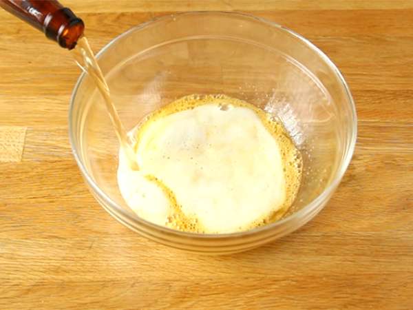 Bira ile gözleme hamuru - Hazırlık adım 1