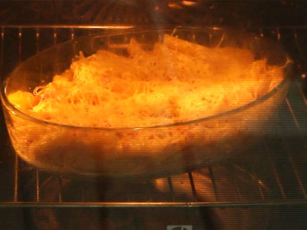 Jambonlu ve peynirli makarna graten - Hazırlık adım 4