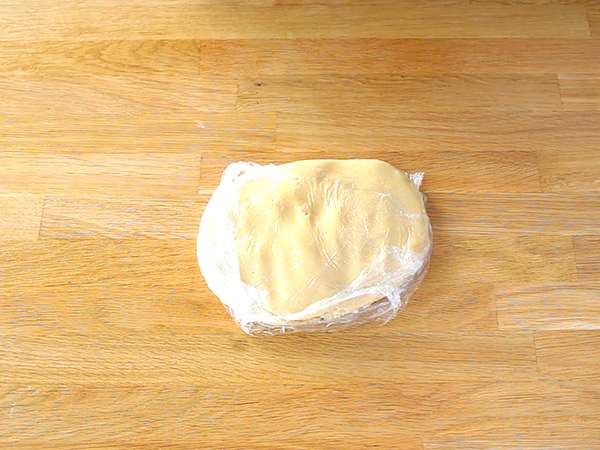 Kalp pasta au Kinder - Sevgililer Günü için Kinder kalp pasta - Hazırlık adım 2