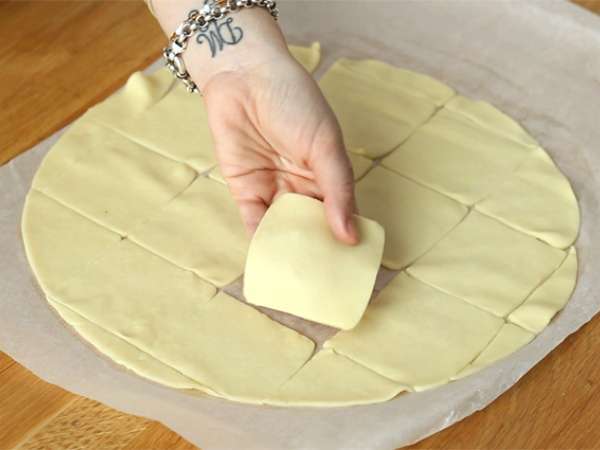 Sevgililer Günü için kurabiye sevgi zarfları - Hazırlık adım 1