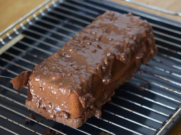 Badem sırlı mermer pandispanya - Hazırlık adım 10