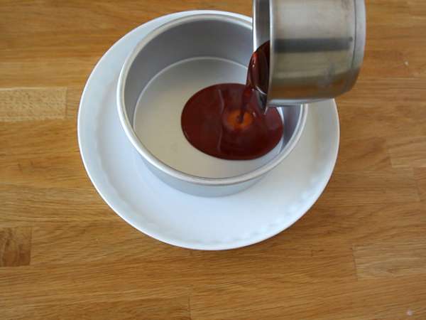 Kruvasan ile elmalı ve karamelli puding - Hazırlık adım 6