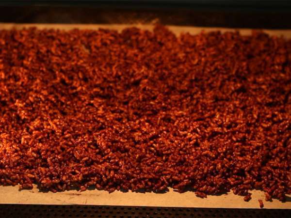 Çikolatalı pirinç gevrekleri. Hindistan cevizi pops - Hazırlık adım 5