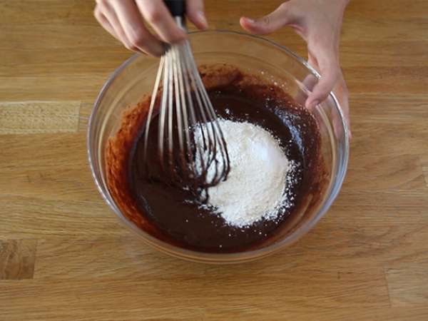 Tereyağsız Brownie - Hazırlık adım 3