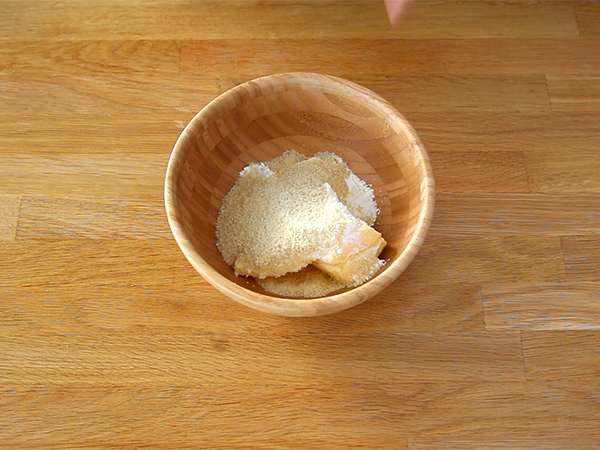 Elmalı ve bademli kek (Tarte normande) - Hazırlık adım 1