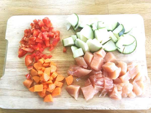 Sebzeli ve tavuklu kinoa - Hazırlık adım 1