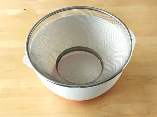 Ev yapımı krem peynir (Philadelphia tipi) 2 malzeme ile - Hazırlık adım 2