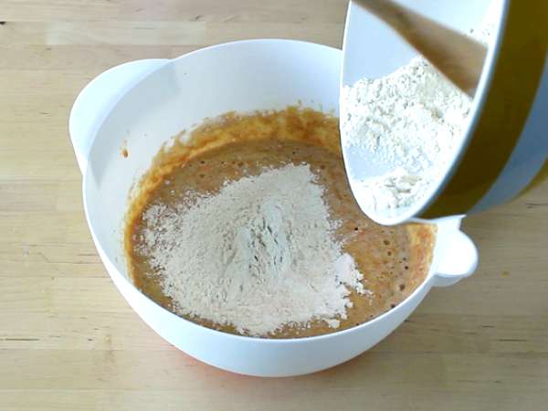 Cheesecake dolgulu havuçlu pandispanya - Hazırlık adım 4