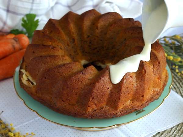 Cheesecake dolgulu havuçlu pandispanya - Hazırlık adım 9