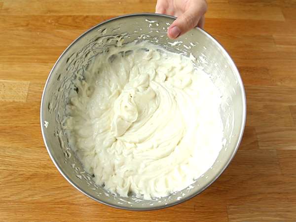 Fırında pişmeyen limonlu cheesecake - Hazırlık adım 3