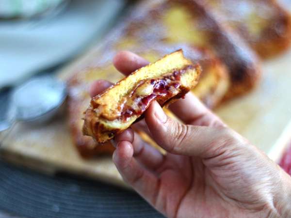 Fıstık ezmeli ve jöleli Fransız tostu - Hazırlık adım 5