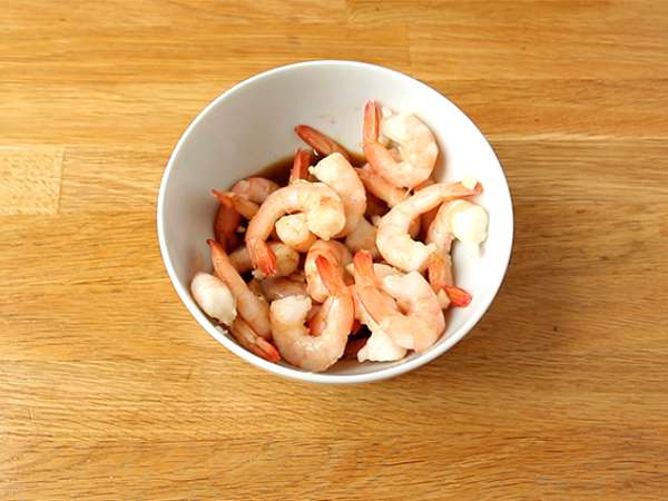 Karidesli sebzeli wok - Hazırlık adım 1