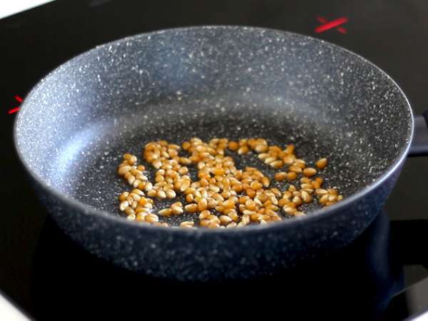 Karamelli patlamış mısır - Hazırlık adım 1