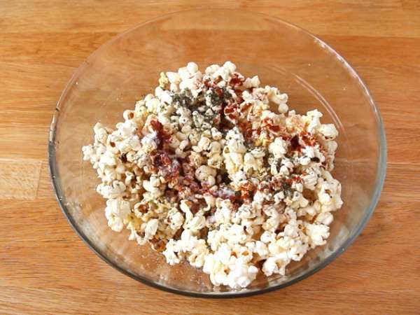 Pizza aromalı patlamış mısır - Hazırlık adım 4