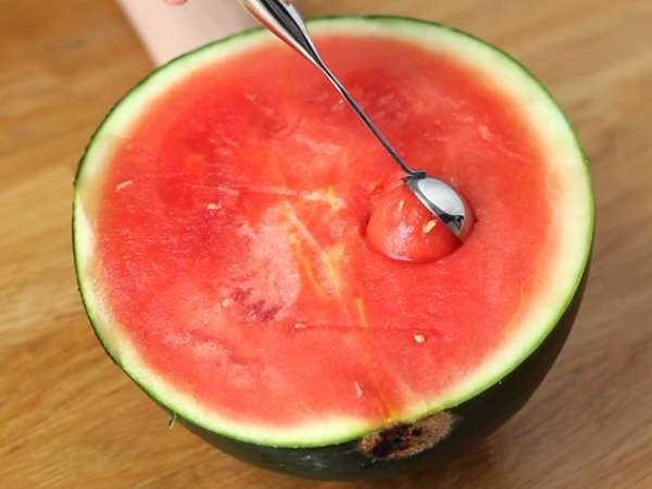 Kavun üzerine kavun salatası - Hazırlık adım 2