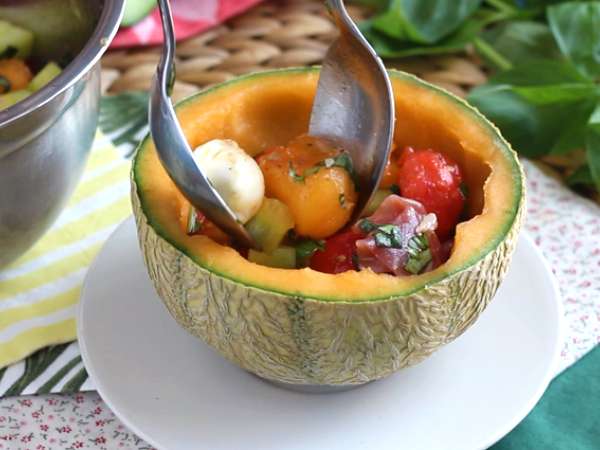 Kavun üzerine kavun salatası - Hazırlık adım 4