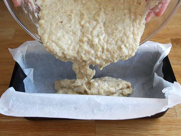 Şekersiz muzlu kek - Muzlu ekmek - Hazırlık adım 4