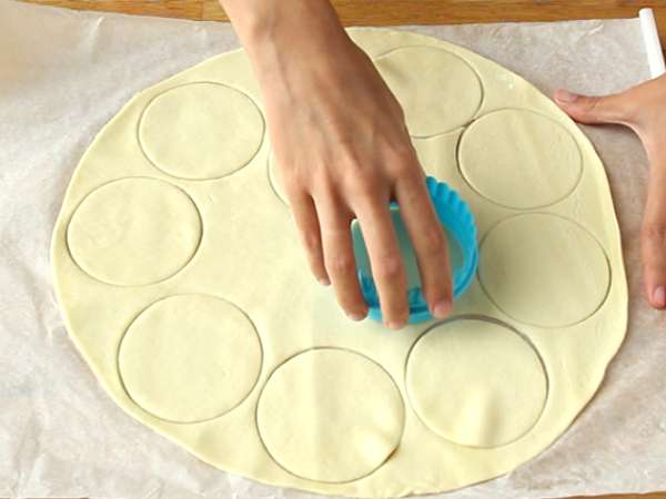 Mozzarella Dolgulu Pizza Tacı - Hazırlık adım 2