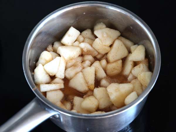 Armut ve tarçın kompostosu (şeker ilavesiz) - Hazırlık adım 2