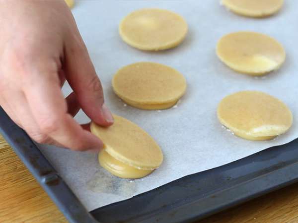 Vanilyalı kremalı kraker pufları - Hazırlık adım 13