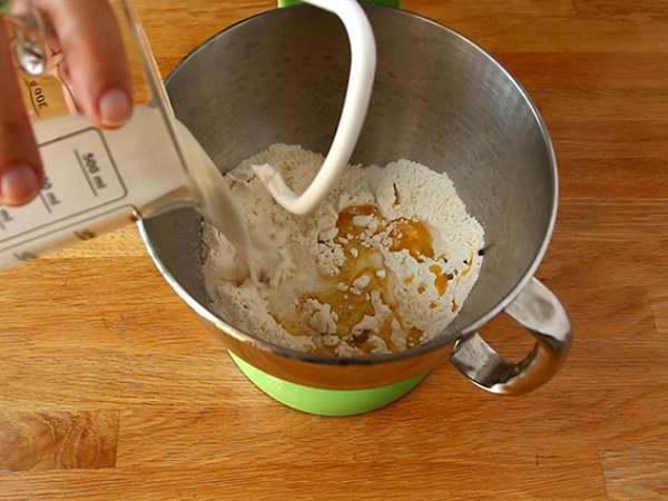 Çikolatalı ve fındıklı babka brioche - Hazırlık adım 2