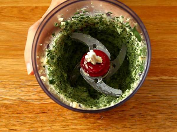 Sarımsaklı ve maydanozlu prefou - Hazırlık adım 1