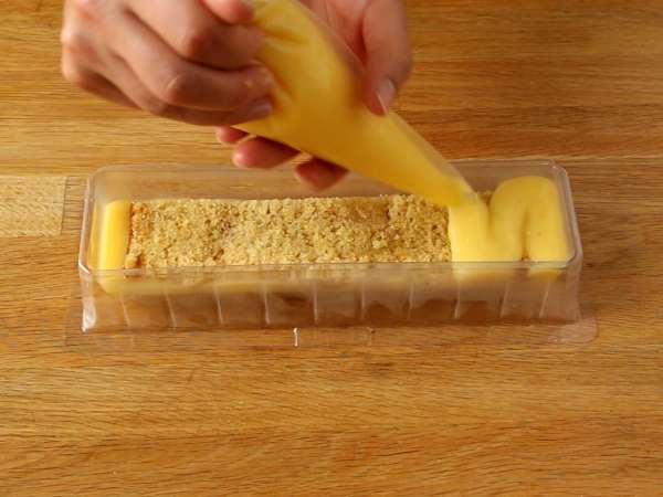 Limonlu beze turtası kütüğü - Hazırlık adım 9