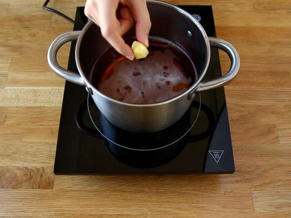 Wassail, baharatlı Noel kokteyli - Hazırlık adım 2