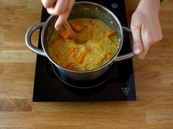 Balkabağı ve mercimek çorbası - Hazırlık adım 2