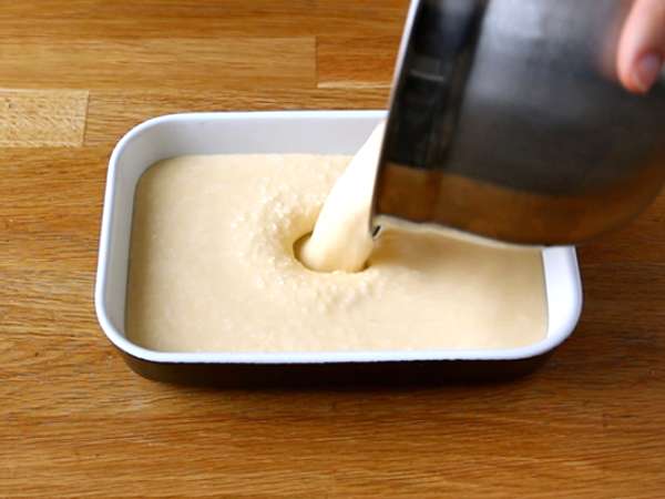 Mikrodalgada 8 dakikada hindistan cevizli muhallebi - Hazırlık adım 3