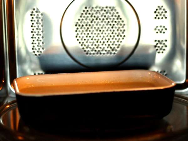 Mikrodalgada 8 dakikada hindistan cevizli muhallebi - Hazırlık adım 4