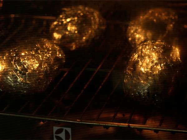 Somon füme ve fromage frais ile doldurulmuş patates - Hazırlık adım 1