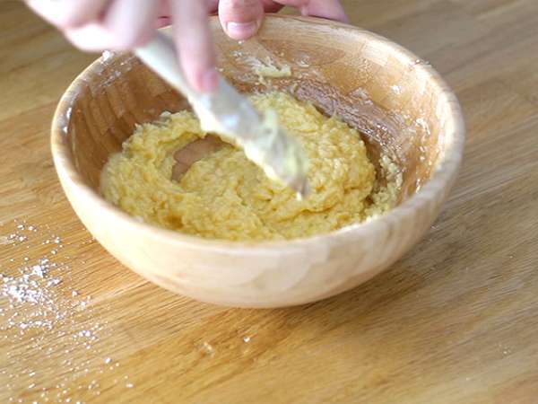 Paskalya yumurtalı tavşanlı tart - Hazırlık adım 1