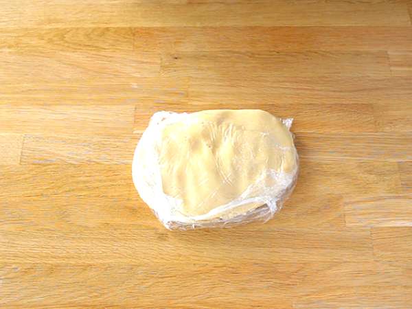 Paskalya yumurtalı tavşanlı tart - Hazırlık adım 2