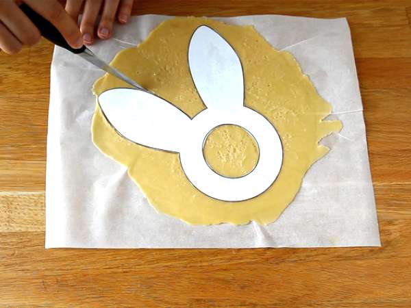 Paskalya yumurtalı tavşanlı tart - Hazırlık adım 4