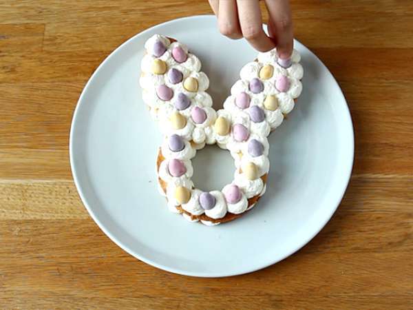 Paskalya yumurtalı tavşanlı tart - Hazırlık adım 10