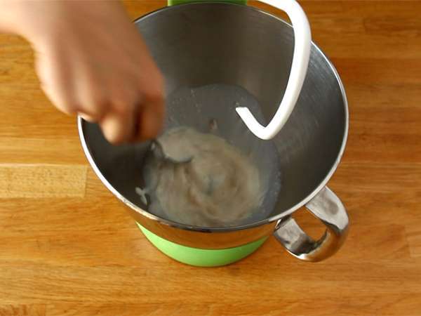 Ev yapımı şekerli turta - Hazırlık adım 1