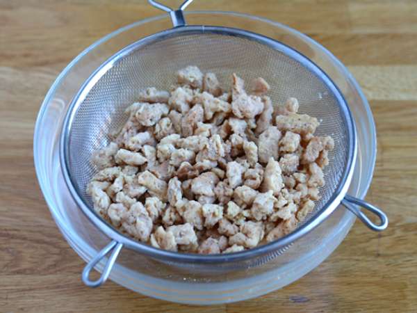 Dokulu soya proteinli vejetaryen fajita - Hazırlık adım 1