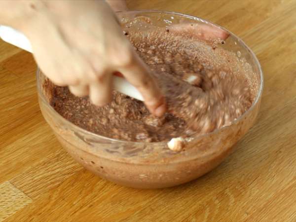 Sihirli çikolatalı kek - Hazırlık adım 3