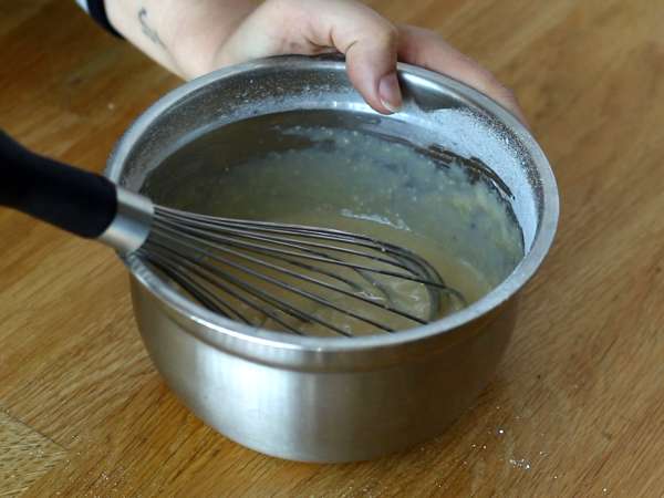 Ev yapımı bademli kek - Hazırlık adım 3