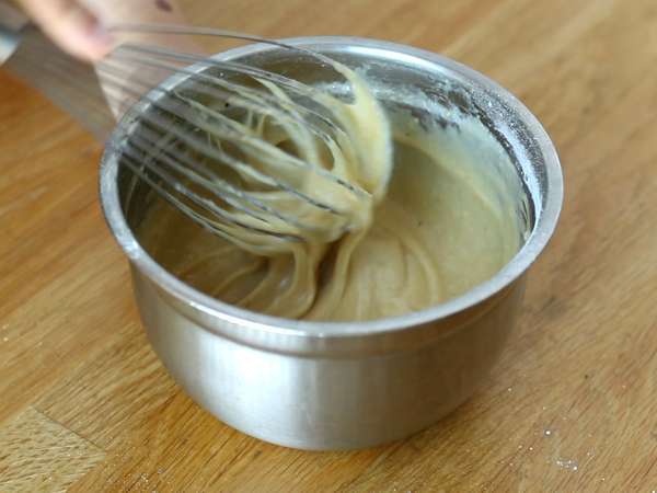 Ev yapımı bademli kek - Hazırlık adım 4